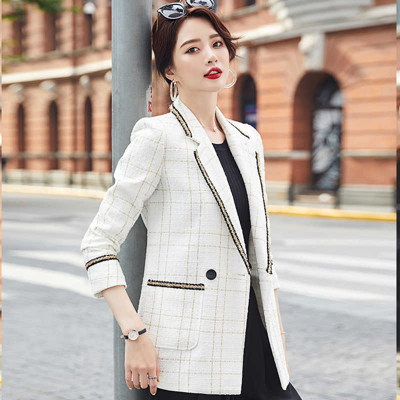 High Quality Casual Office Suit Jacket Autumn and Winter Check Double-breasted Ladies Blazer Elegant Top 210527
High Quality Casual Office Suit Jacket Autumn and Winter Check Double-breasted Ladies Blazer Elegant Top 210527