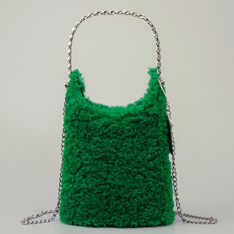 Evening Bags Fashion Plush Women Handbags Chain Furry Ladies Shoulder Faux Fur Designer Female Crossbody Bag Bucket Girls Purses 2022
Evening Bags Fashion Plush Women Handbags Chain Furry Ladies Shoulder Faux Fur Designer Female Crossbody Bag Bucket Girls Purses 2022