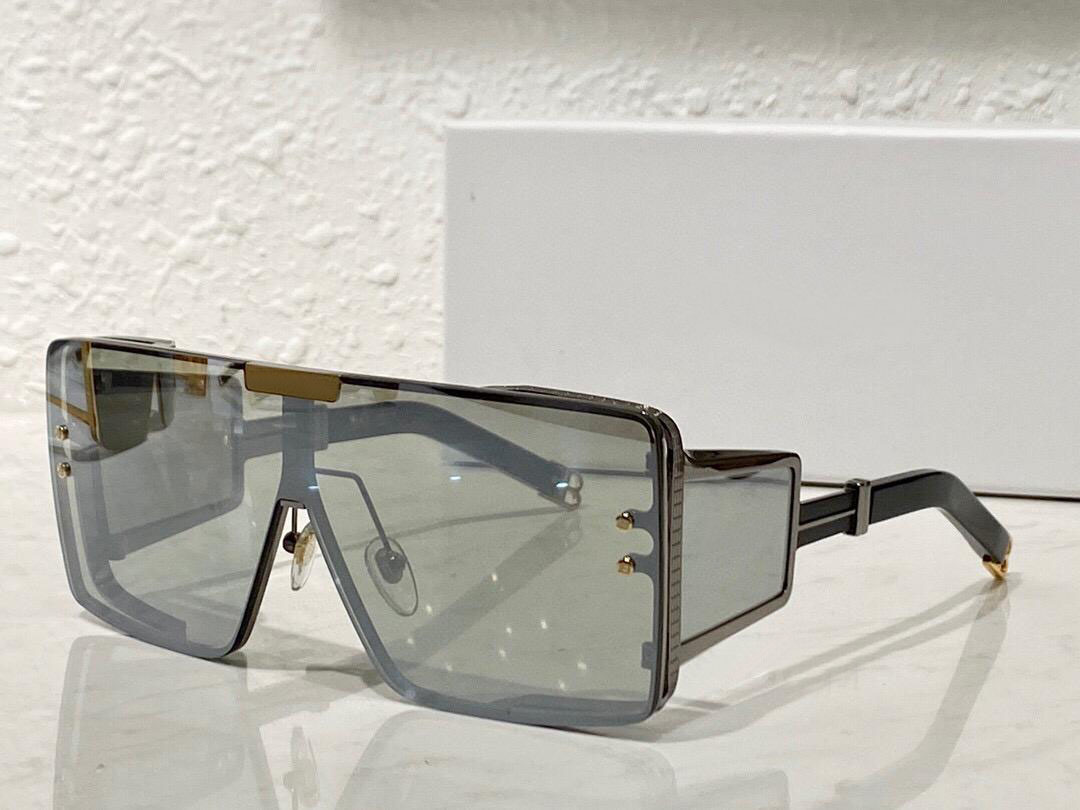 Mens Sunglasses for women men sun glasses womens fashion style protects eyes UV400 lens top quality with case
Mens Sunglasses for women men sun glasses womens fashion style protects eyes UV400 lens top quality with case