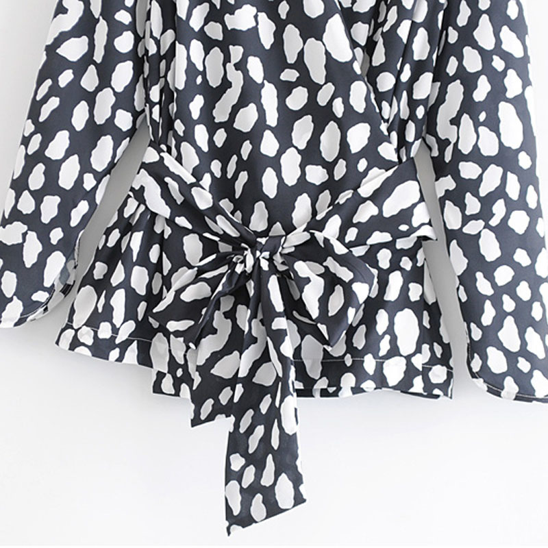 Long-sleeved V-neck belt sp ring fashion women's top women's wrap shirt Elegant cross straps slim printed versatile top 210507