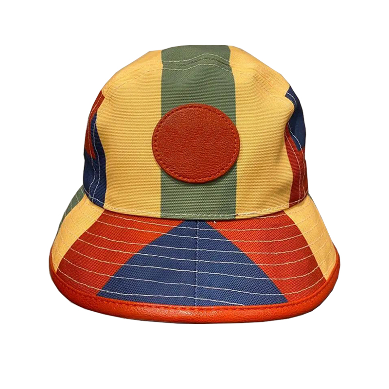 Luxurys designers hats fishermen hat female Korean wave joker rainbow Japanese stinky brimsun shade sun screen basin caps in spring and summer couples men women, Box
Luxurys designers hats fishermen hat female Korean wave joker rainbow Japanese stinky brimsun shade sun screen basin caps in spring and summer couples men women, Box