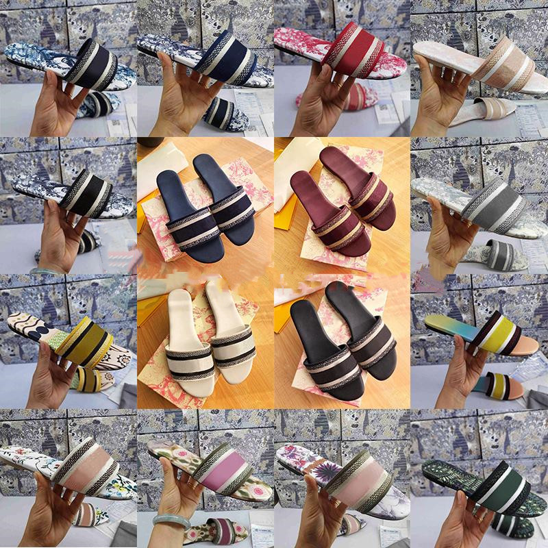 women slippers designer Embroidery Sandals Ladies brand Summer Flat Slides outdoor beach woman Slipper colour letters slide with box, Black
women slippers designer Embroidery Sandals Ladies brand Summer Flat Slides outdoor beach woman Slipper colour letters slide with box, Black