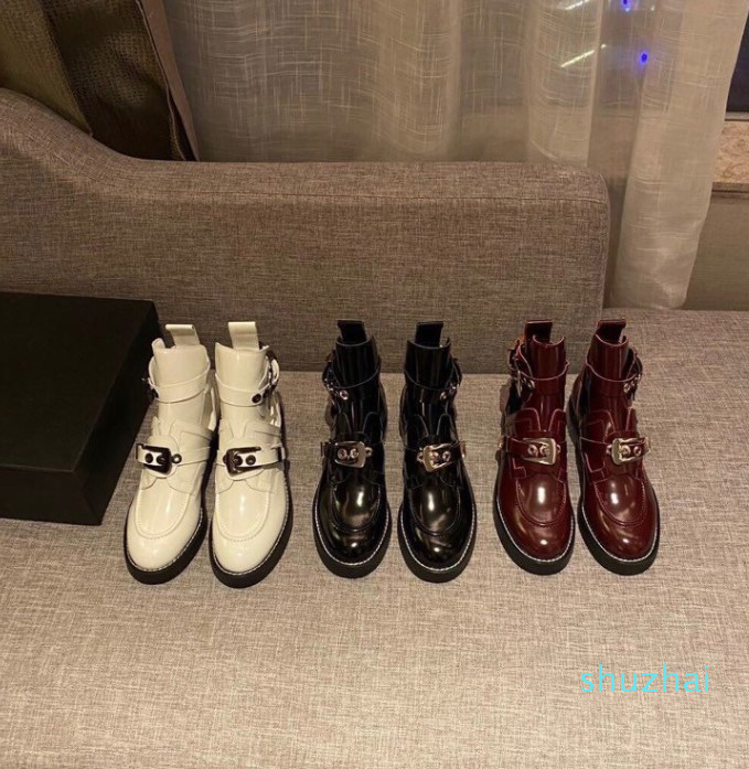 new Arrivals sping summer Fashion Womens black pink white shiny patent Leather two gold metal buckle strap cut out biker Martin Ankle Boots
new Arrivals sping summer Fashion Womens black pink white shiny patent Leather two gold metal buckle strap cut out biker Martin Ankle Boots