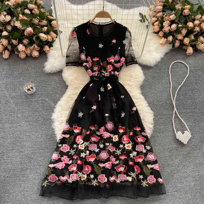 Comelsexy Fashion Summer Dress Women's Mesh Embroidery Flowers Vintage Elegant Temperament Dresses Vestidos 210515
