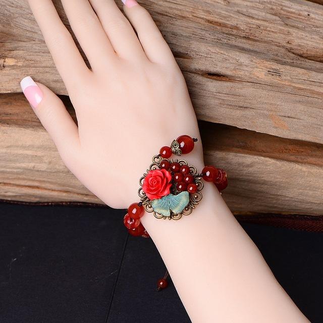Charm Bracelets Retro Smooth Comfortable Red Onyx Strand Fashion Cinnabar Flower Golden Sand Coloured Glaze
Charm Bracelets Retro Smooth Comfortable Red Onyx Strand Fashion Cinnabar Flower Golden Sand Coloured Glaze