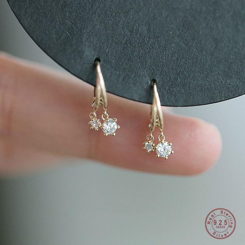 Stud 925 Sterling Silver Korean Shiny Crystal Earrings For Women No Need To Pick Cute Small Student Jewelry Accessories Gifts
Stud 925 Sterling Silver Korean Shiny Crystal Earrings For Women No Need To Pick Cute Small Student Jewelry Accessories Gifts