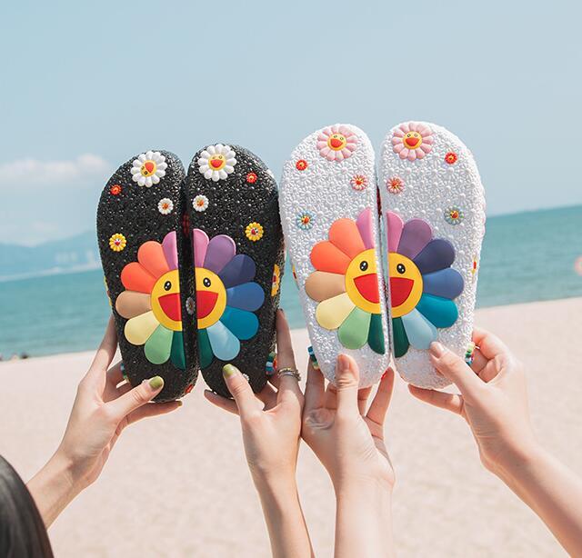 Beach Slippers 3D Smiling Sunflower Platform Sandals Women Casual Flats Flip Flops Outside Summer Home Bath Indoor Shoes, Black
Beach Slippers 3D Smiling Sunflower Platform Sandals Women Casual Flats Flip Flops Outside Summer Home Bath Indoor Shoes, Black