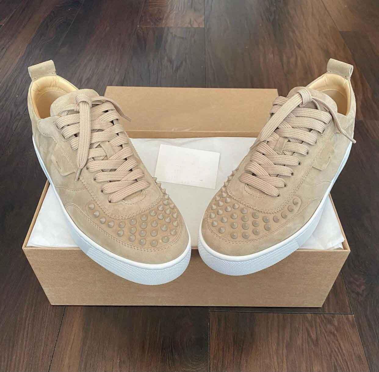 Famous Happyrui Red Bottom Sneakers Casual Shoes Studs Women,Men Outdoor Traniner Brands Platform Skateboard Walking Party Wedding EU35-47.with box, 11
Famous Happyrui Red Bottom Sneakers Casual Shoes Studs Women,Men Outdoor Traniner Brands Platform Skateboard Walking Party Wedding EU35-47.with box, 11