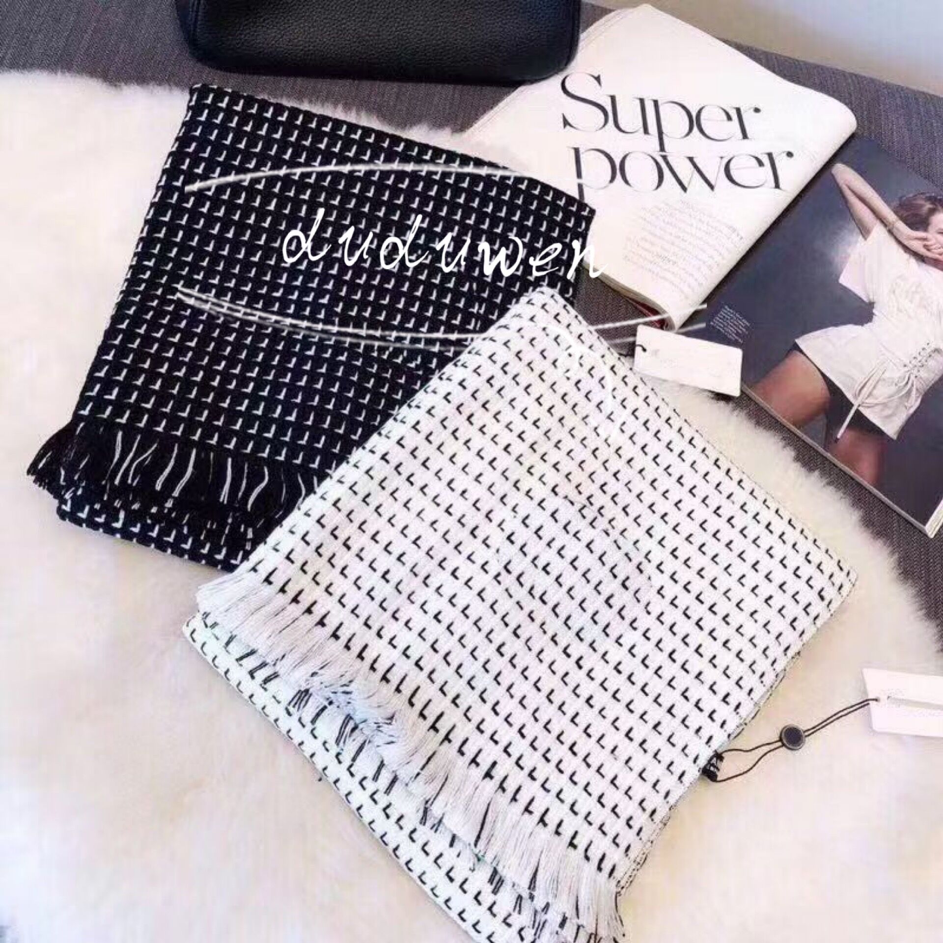 180X70CM keep warm classic Accessories weave scarf fashion tassel designer C scarves for elegance lady selection Boutique tippet( no box), Blue;gray
180X70CM keep warm classic Accessories weave scarf fashion tassel designer C scarves for elegance lady selection Boutique tippet( no box), Blue;gray
