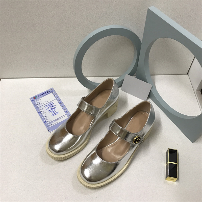 Fashion High Heels Platform Patent Leather Sandals Princess Shoes Designer Womens Rubber Sandal Classic Casual Shoe School Wear Boots, Red
Fashion High Heels Platform Patent Leather Sandals Princess Shoes Designer Womens Rubber Sandal Classic Casual Shoe School Wear Boots, Red
