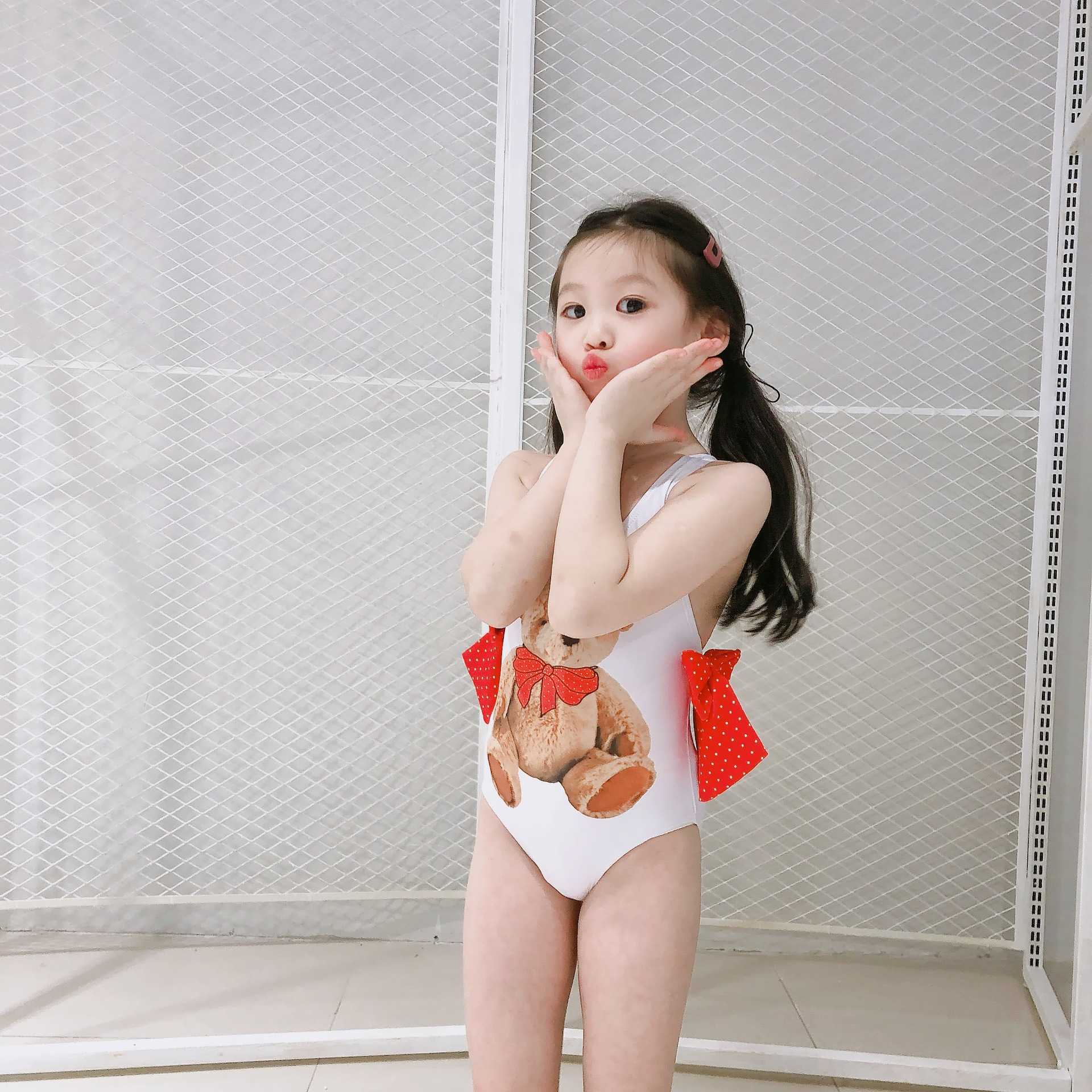 lovely bear baby girls swimwear ruffles bows swimsuit for kids toddler 12M cartoon bathing suit 210529