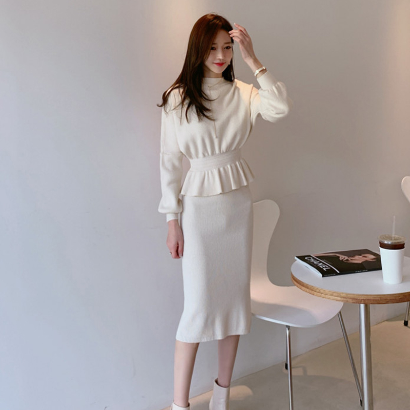 Autumn and winter Knitted O-neck Sweater Skirts 2 Piece Sets Women Two High waist Bag hip skirt 210506