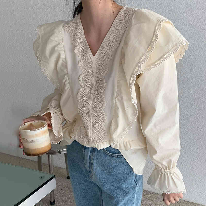 Nomikuma Autumn Chic V-neck Women Shirt Korean Lace Patchwork Ruffle Blouse New Flare Long Sleeve Slim Waist Blusas 6D285 210427