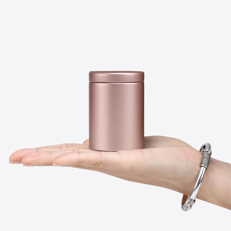 47x65mm Small Cylinder Beautiful Metal Box Tea Tin Box Storage Box Square Sealed Cans Coffee Tea Tin Container, Mix colors
47x65mm Small Cylinder Beautiful Metal Box Tea Tin Box Storage Box Square Sealed Cans Coffee Tea Tin Container, Mix colors
