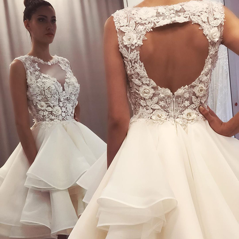 Lovely 2021 New Short Lace Sleeveless Bridal Dresses Knee Length Illusion O Neck Wedding Gowns for Bride Cut Out Back ut