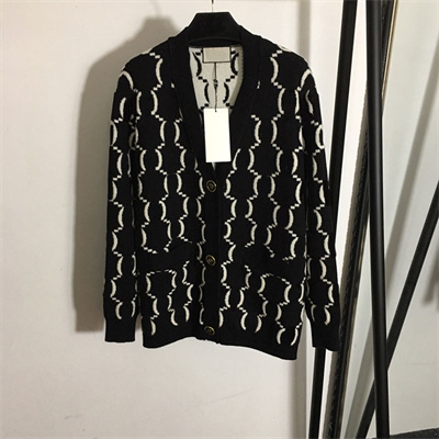 designer Double Letter Black Sweaters Classic Jacquard Women Outdoor Cardigan INS Fashion Cashmere Knitted SweaterT07B, As pic
designer Double Letter Black Sweaters Classic Jacquard Women Outdoor Cardigan INS Fashion Cashmere Knitted SweaterT07B, As pic
