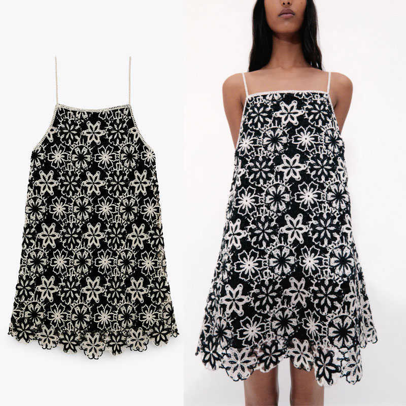 Za Crochet Knit Mini Dress Women Sleeveless Straps Retro Party Dresses Woman Sexy Backless Hollow Out Irregular Black Dress 210602
Za Crochet Knit Mini Dress Women Sleeveless Straps Retro Party Dresses Woman Sexy Backless Hollow Out Irregular Black Dress 210602