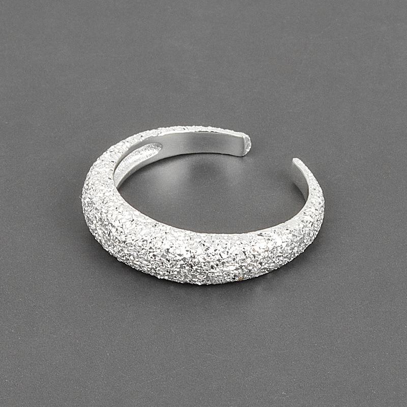 Cluster Rings 925 Sterling Silver Sparkling Round For Women Simple Geometric Creative Women's Ring Party Jewelry Wholesale, Golden;silver
Cluster Rings 925 Sterling Silver Sparkling Round For Women Simple Geometric Creative Women's Ring Party Jewelry Wholesale, Golden;silver