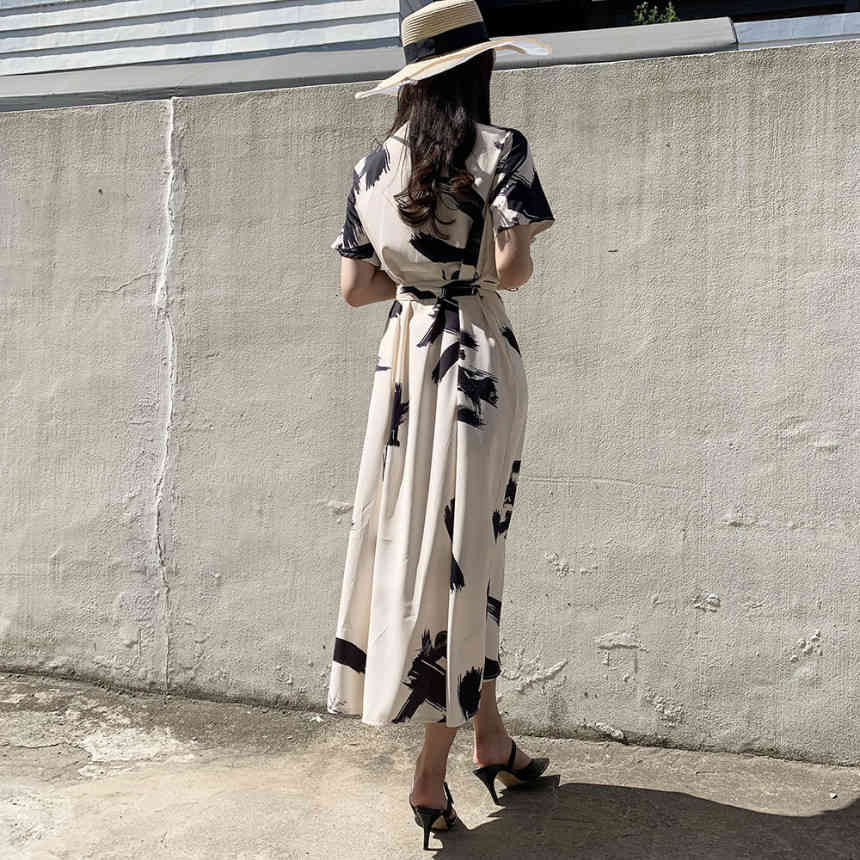 Summer Simple Ladies Loose Robe Casual Runway Dresses Women Elegant Retro Ink Printing V-neck Lace-up Slim Dress 210506