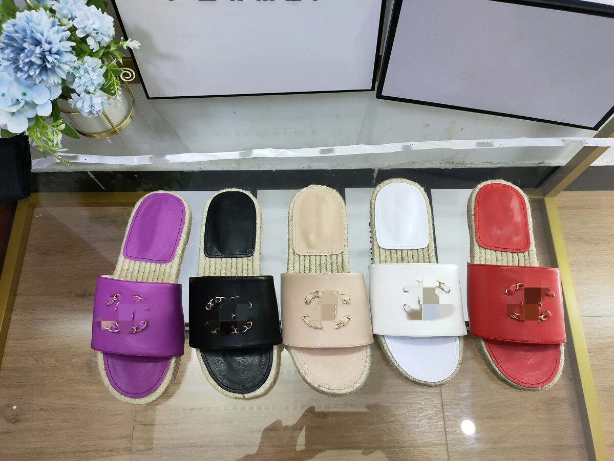 2021 Newest Branded Women Rubber Straw Slipper Deisgner Lady With Rhinestone Outdoor Leather Sole Scuffs Beach Slide Sandal, Black
2021 Newest Branded Women Rubber Straw Slipper Deisgner Lady With Rhinestone Outdoor Leather Sole Scuffs Beach Slide Sandal, Black
