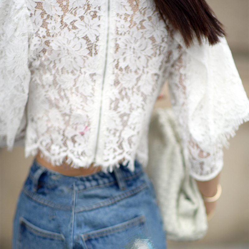White Elegant Short Shirts For Women O Neck Flying Half Sleeve Patchwork Lace Blouses Female Fashion Clothing 210524