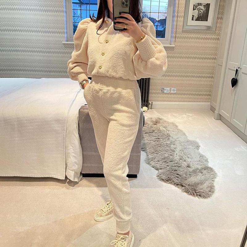 Women's Two Piece Pants YANA Fashion Turn Down Collar Towel Suits Women Elegant Casual Solid Puff Sleeve Suit Ankle Banded Ladies, White
Women's Two Piece Pants YANA Fashion Turn Down Collar Towel Suits Women Elegant Casual Solid Puff Sleeve Suit Ankle Banded Ladies, White