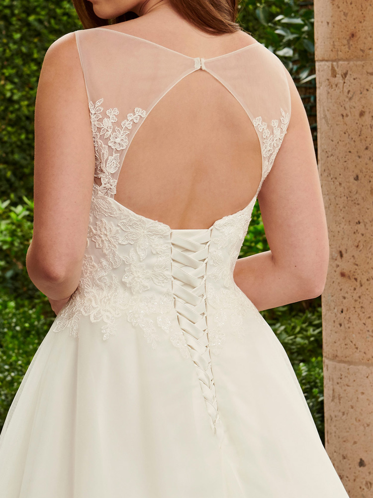 Lace Applique and Tulle Wedding Dress with a Sheer Neckline Ball Gown Bridal Gowns Open Back with Lace-Up