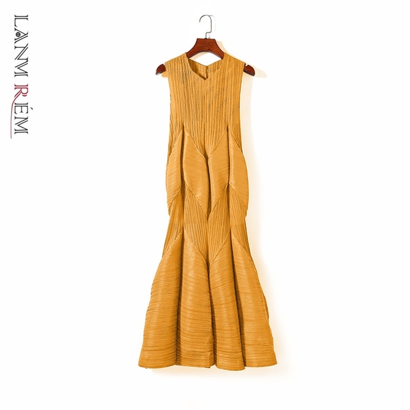 Women Pleated Yellow Multi Mermaid Dress Arrivals V-Neck Sleeveless Loose Fit Fashion Summer 2E1575 210526
Women Pleated Yellow Multi Mermaid Dress Arrivals V-Neck Sleeveless Loose Fit Fashion Summer 2E1575 210526