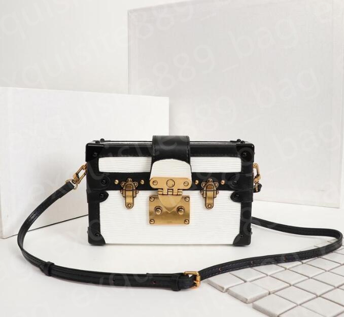 2021 classic designer portable camera bag brand fashion high-quality printed one-shoulder clutch diagonal bags
2021 classic designer portable camera bag brand fashion high-quality printed one-shoulder clutch diagonal bags