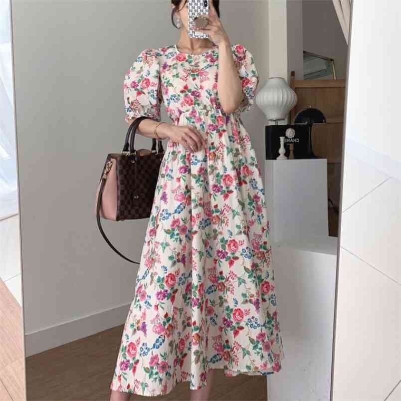 Women Summer Vintage Sweet Watercolour Flower Long Pleated Dress Elastic High Waist Puff Sleeves Casual 210519, Photo color
Women Summer Vintage Sweet Watercolour Flower Long Pleated Dress Elastic High Waist Puff Sleeves Casual 210519, Photo color