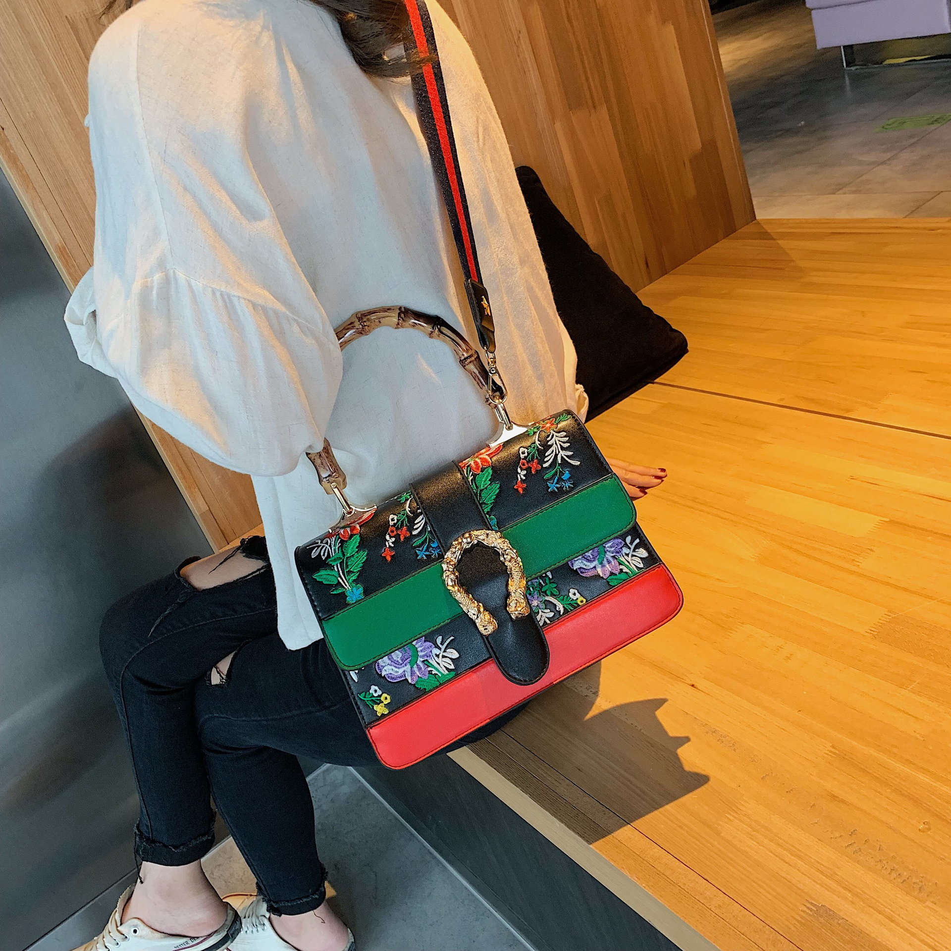 Fashion Evening Bags Popular Wide Shoulder Strap One-shoulder Stiletto Bag Print Handbag, Green
Fashion Evening Bags Popular Wide Shoulder Strap One-shoulder Stiletto Bag Print Handbag, Green