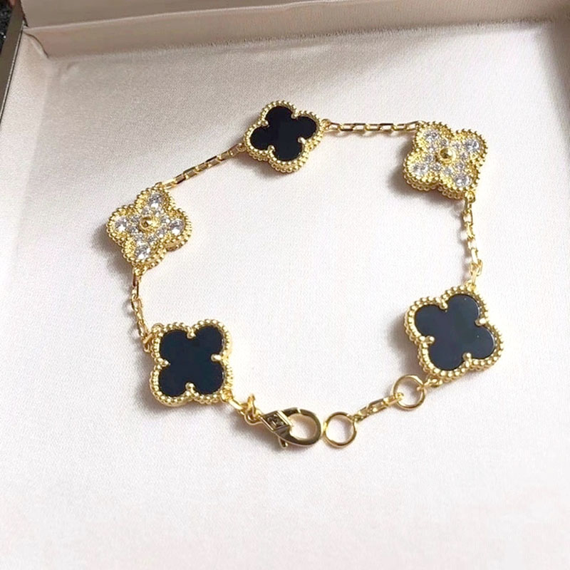 2021 Have stamp high quality chain Fashion Four Leaf Clover 5 colors Link diamond Bracelets 18K Gold for Women Girls Valentine's Wedding Jewelry, Black
2021 Have stamp high quality chain Fashion Four Leaf Clover 5 colors Link diamond Bracelets 18K Gold for Women Girls Valentine's Wedding Jewelry, Black