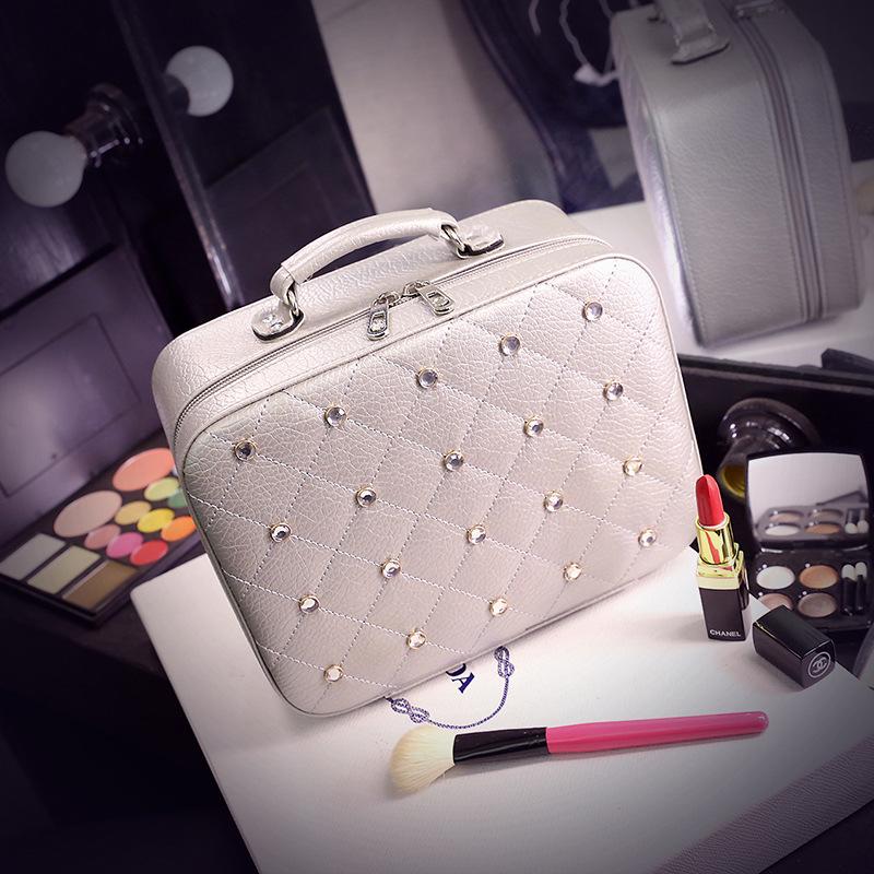 High Quality Make Up Bag With Drill Large Capacity Cosmetic Storage Box PU Leather Portable Bags & Cases, Black
High Quality Make Up Bag With Drill Large Capacity Cosmetic Storage Box PU Leather Portable Bags & Cases, Black