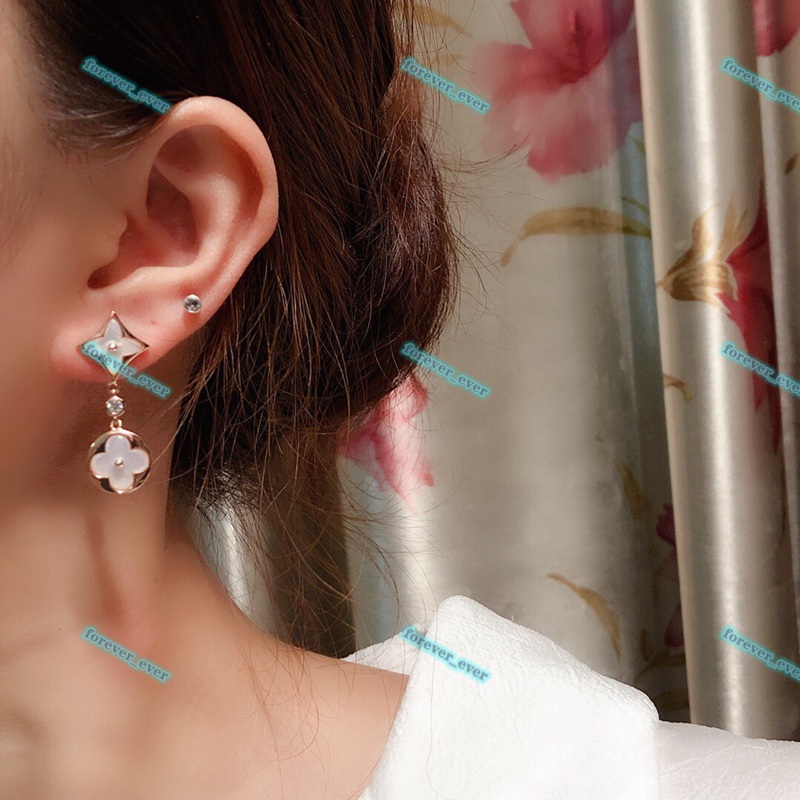 European Brand Letter L Jewelry Pattern Stud Earrings For Women White Flower 18K Gold Plated Korean Fashion Accessories, Red;brown
European Brand Letter L Jewelry Pattern Stud Earrings For Women White Flower 18K Gold Plated Korean Fashion Accessories, Red;brown