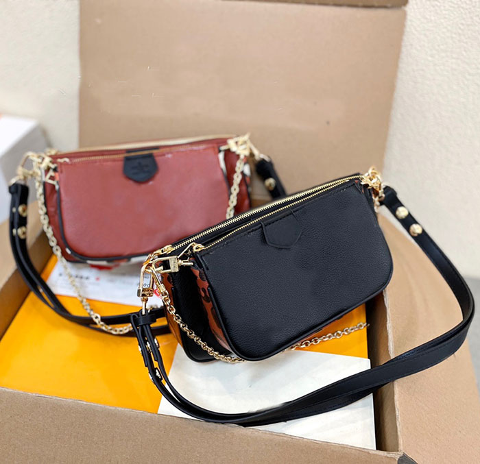Three in one big letter shoulder bag leather brand fashion designer key bag coin purse handbag messenger bags
Three in one big letter shoulder bag leather brand fashion designer key bag coin purse handbag messenger bags