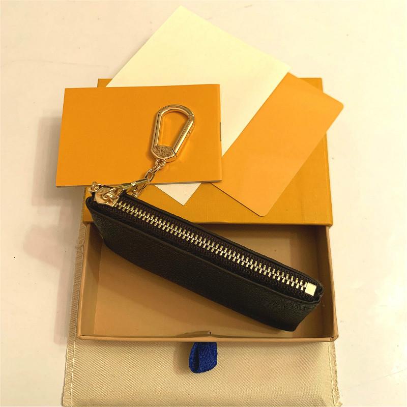 Designers luxurys Purses KEY POUCH POCHETTE CLES Women Mens Key Ring Credit Card Holder Coin Purses Mini Wallet Bag, Black+plaid
Designers luxurys Purses KEY POUCH POCHETTE CLES Women Mens Key Ring Credit Card Holder Coin Purses Mini Wallet Bag, Black+plaid