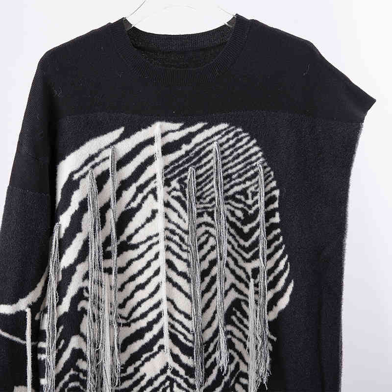 TWOTWINSTYLE Loose Printed Patchwork Tassel Dress For Women O Neck Long Sleeve Casual Irregular Dresses Female Fashion 210517