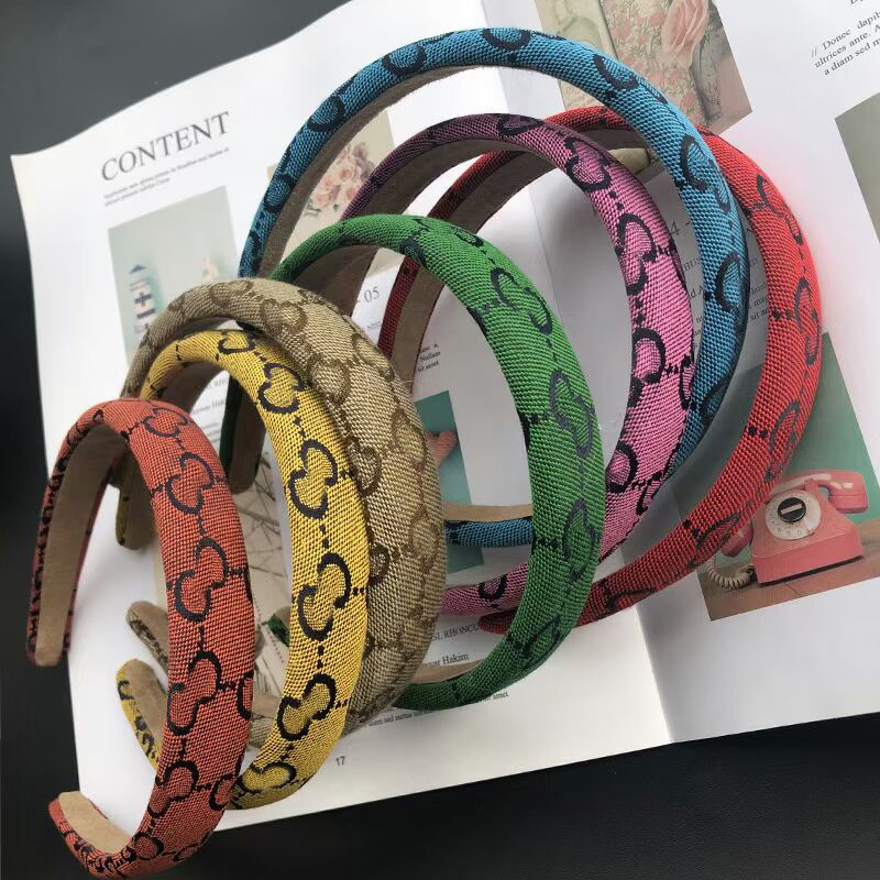 7colors Candy Color Fashion Designer Brand Letter print Headband Wide Edge Knotted headbands Luxury Turban Hair Hoop Headwear Accessories for Women Girls
7colors Candy Color Fashion Designer Brand Letter print Headband Wide Edge Knotted headbands Luxury Turban Hair Hoop Headwear Accessories for Women Girls