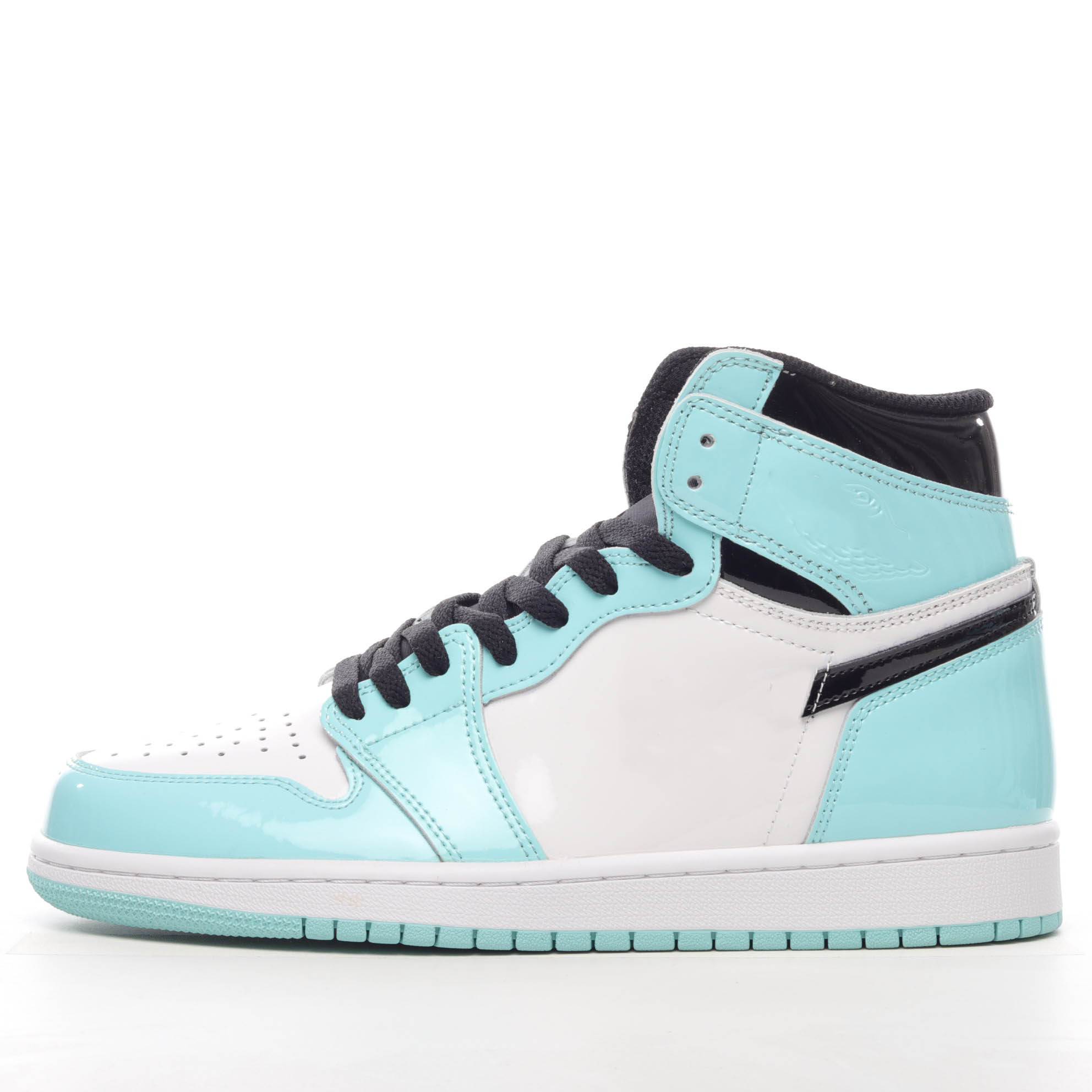 2021 Jumpman 1 Retro High OG Basketball Shoes 1S White and blue patent leather Men Womens Sports Sneakers With Box, White blue
2021 Jumpman 1 Retro High OG Basketball Shoes 1S White and blue patent leather Men Womens Sports Sneakers With Box, White blue