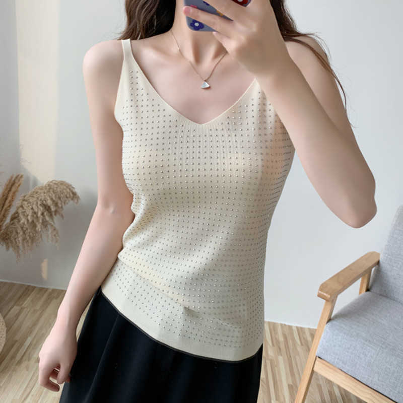 Korean Fashion Women Tops Woman V-neck Knited Camis Sleeveless Takn Rivet Solid Tees Sumer Halter 210531
