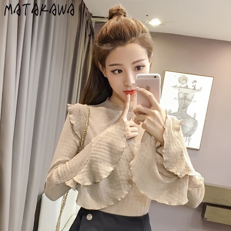 MATAKAWA Korean Pleated Flared Sleeve Blusa Mujer Fashion Chiffon Shirt Female Ruffled All-match Bottoming Shirt Top 210513