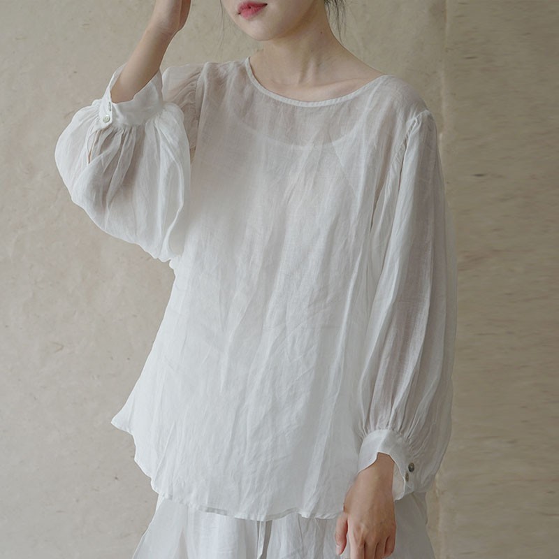 Johnature Cotton Linen Solid Color Retro O-neck Button Lantern Sleeve Shirt Autumn Loose Plus Size All-match Women Tops 210521, Blue
Johnature Cotton Linen Solid Color Retro O-neck Button Lantern Sleeve Shirt Autumn Loose Plus Size All-match Women Tops 210521, Blue
