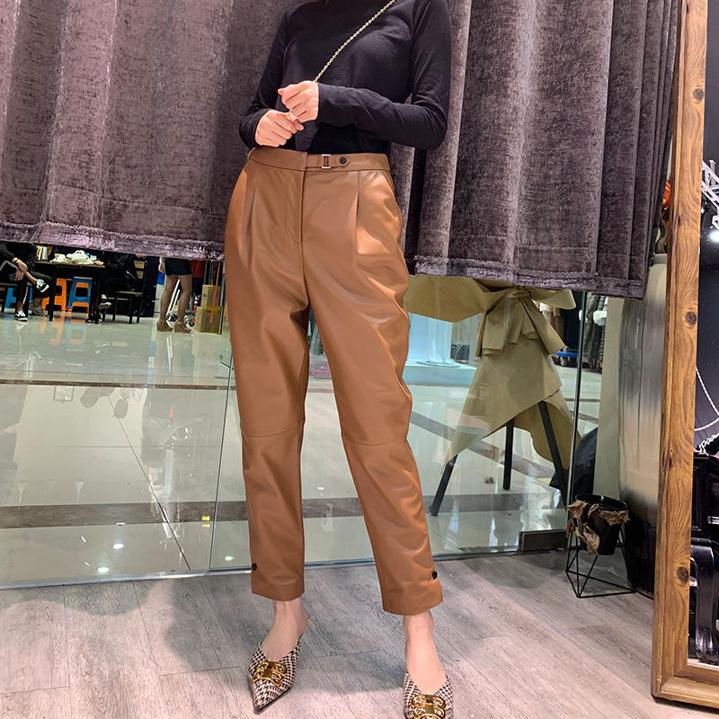 Women's Pants & Capris Women Autumn High quality royal leather High-waist pencil Ninth lamb A837, Black
Women's Pants & Capris Women Autumn High quality royal leather High-waist pencil Ninth lamb A837, Black