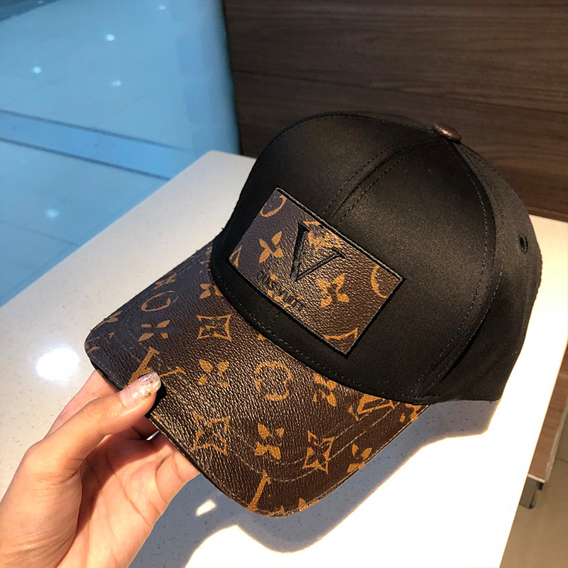 Classic Designer Mens Baseball Caps Summer Women Color matching sports golf Cap Unisex Outdoor Peaked Sun hat Hip Hop Sport bone casquette hats, Blue;gray
Classic Designer Mens Baseball Caps Summer Women Color matching sports golf Cap Unisex Outdoor Peaked Sun hat Hip Hop Sport bone casquette hats, Blue;gray