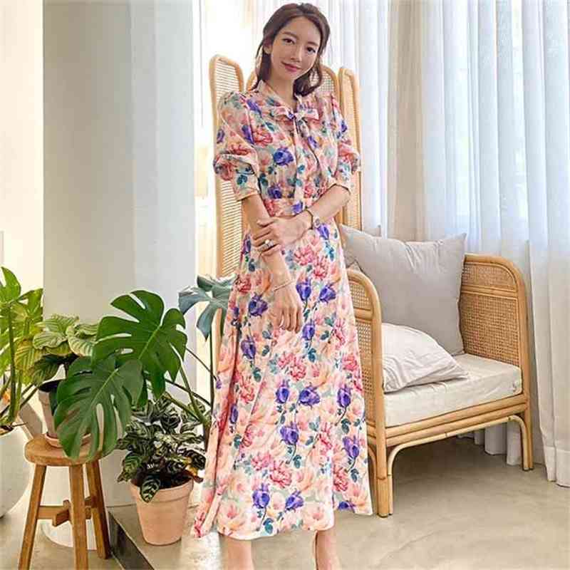 Runway Designer Maxi Dress Women's Elegant Beach Vacation Flower Printing Long Bow Collar Floor-Length Party es 210603, Picture color
Runway Designer Maxi Dress Women's Elegant Beach Vacation Flower Printing Long Bow Collar Floor-Length Party es 210603, Picture color