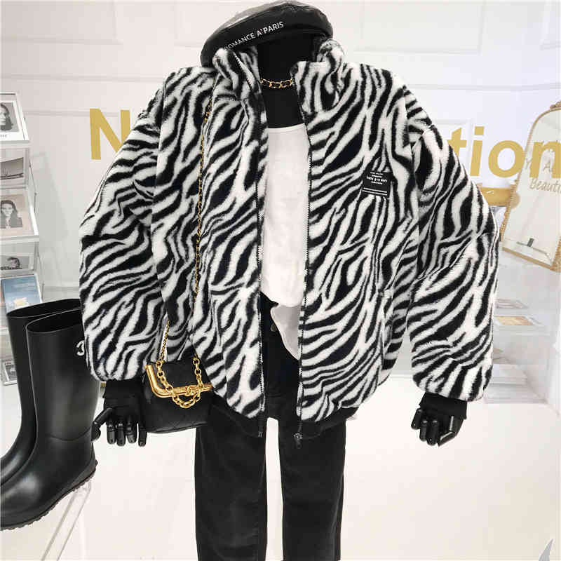 Women's Fur & Faux Autumn female fashion manga long street zebra pattern jacket outwear a4382 TRI2, Beige
Women's Fur & Faux Autumn female fashion manga long street zebra pattern jacket outwear a4382 TRI2, Beige