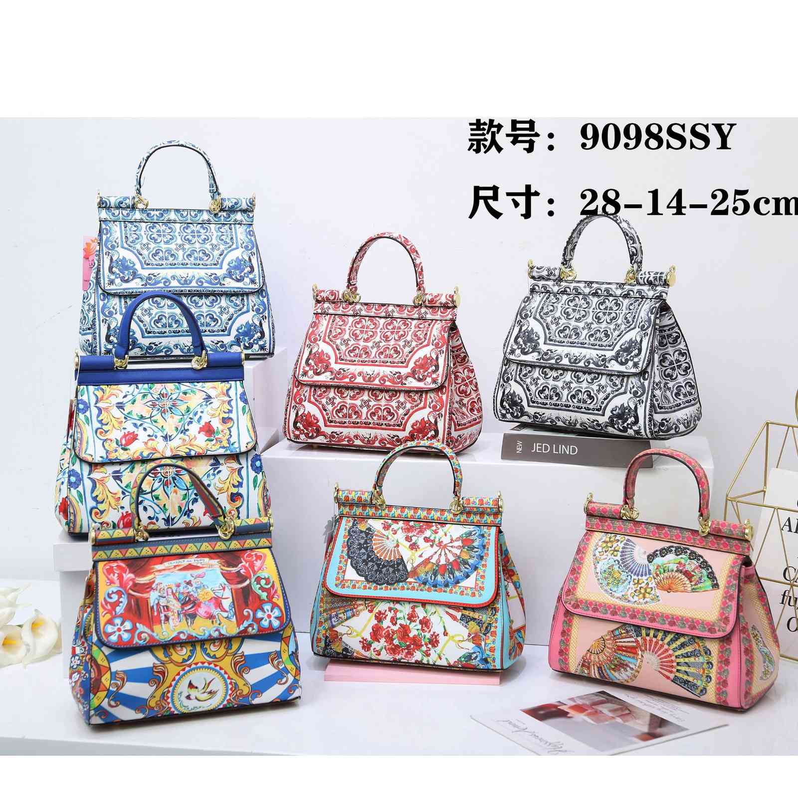 Lxury Handbags Women Bags Digner Large Capacity Tote Bag Famous Brand Leather Crossbody for, Red flower porcelain
Lxury Handbags Women Bags Digner Large Capacity Tote Bag Famous Brand Leather Crossbody for, Red flower porcelain