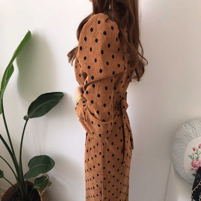 Gaganight Vintage Elegant Polka Dot Women Long Dress Spring Autumn Fashion Long Sleeves Dresses V Neck Slim Lace Up Vestidos 210630