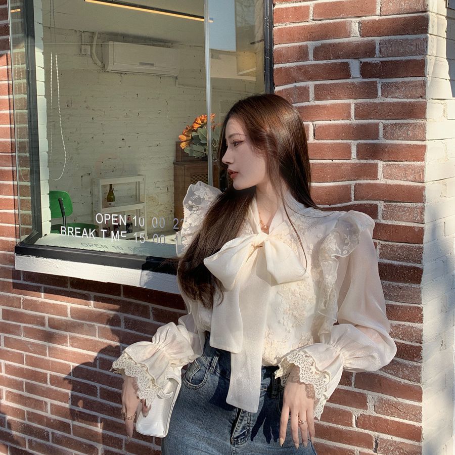 Nomikuma Women Blouse Korean Lace Embroideried Ruffle Shirt Spring Bow Tie Collar Flare Sleeve Elegant Blusas Mujer 6E225 210427