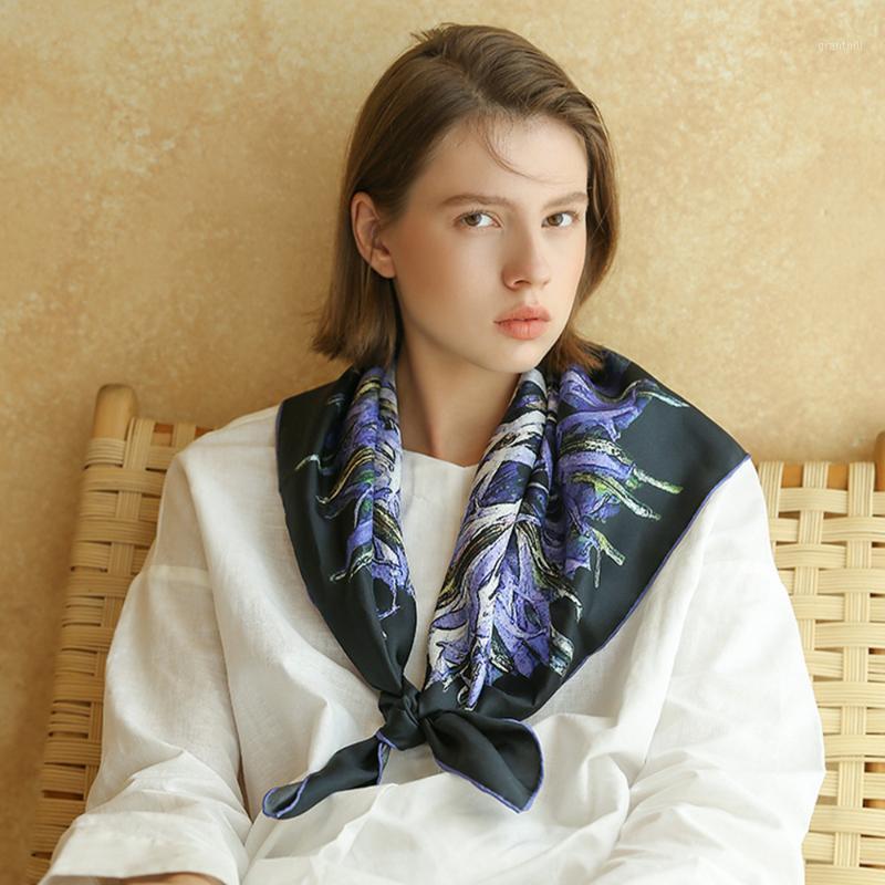 88*88cm Ladies Floral Pattern Silk Scarf Mulberry Twill Square Shawl Scarves, Blue;gray
88*88cm Ladies Floral Pattern Silk Scarf Mulberry Twill Square Shawl Scarves, Blue;gray